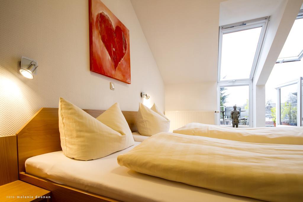 Hotel-Restaurant-Haus Berger Viersen Esterno foto