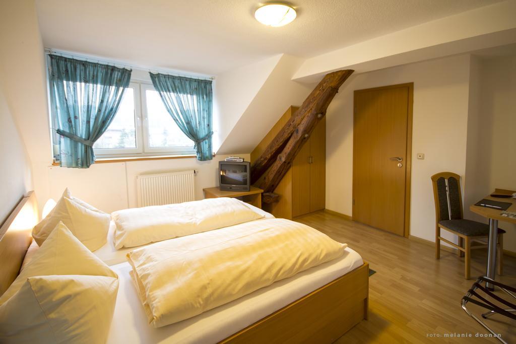 Hotel-Restaurant-Haus Berger Viersen Esterno foto