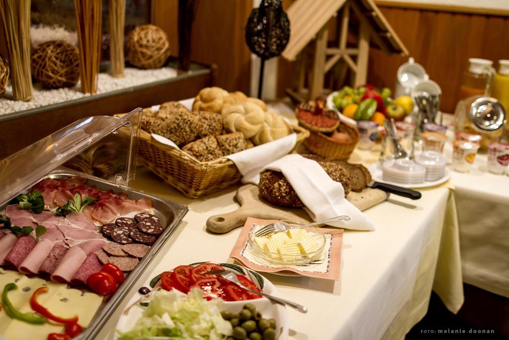Hotel-Restaurant-Haus Berger Viersen Esterno foto